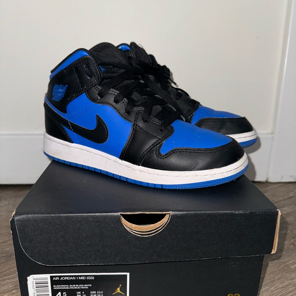 Jordan Air Jordan 1 Mid GS Hyper Royal